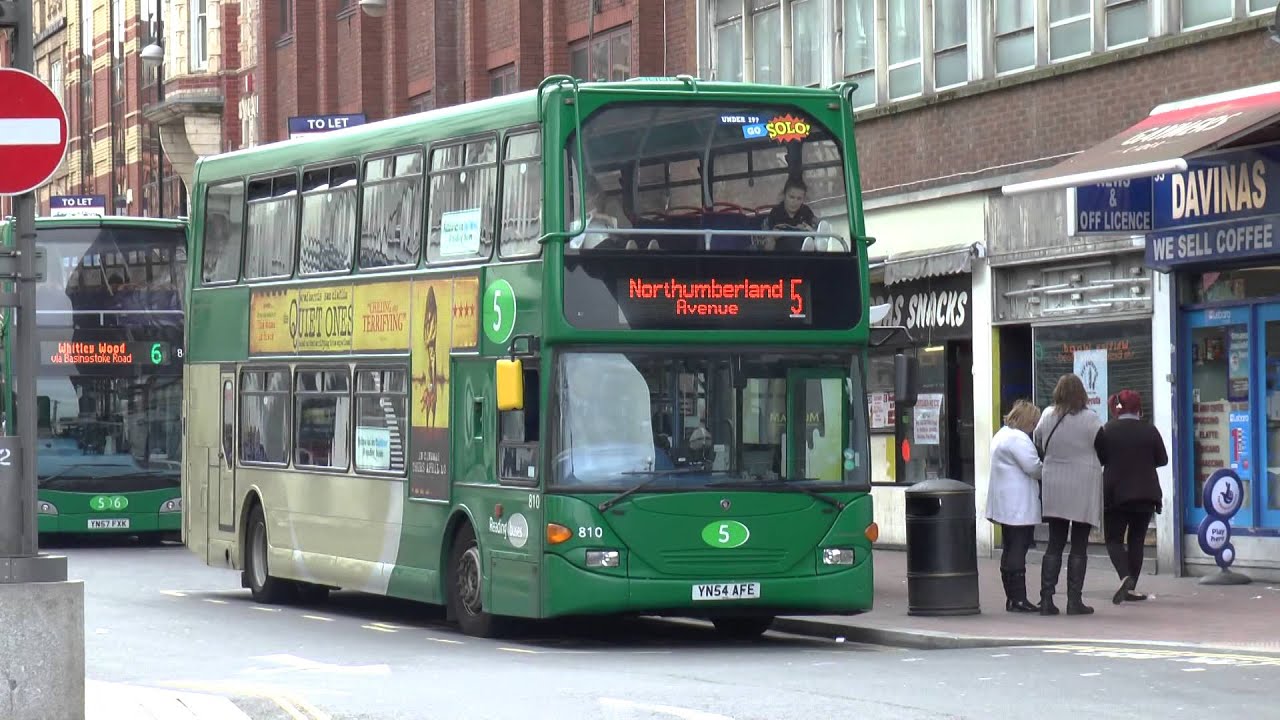 BUSES IN READING BERKSHIRE 2014