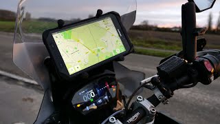Monter une tablette sur sa moto : mon système de navigation ultime ! Installation, apps et usage