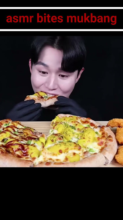 ASMR & DOUBLE SOUNDS EFFECTS- Famous Mukbangers Eating- Cheesy Crunchy Pizza