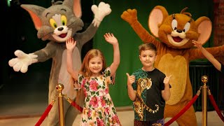 Etihad Airways and Warner Bros. World™ Abu Dhabi launch ‘Little VIP’ for young travelers screenshot 3