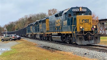 Y123 With 3 EMDs on the Bottom Level in Weldon, NC