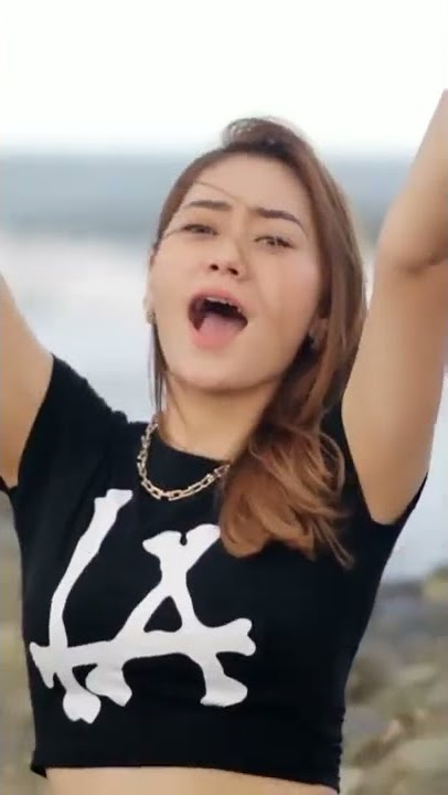 BALE PULANG - VITA ALVIA