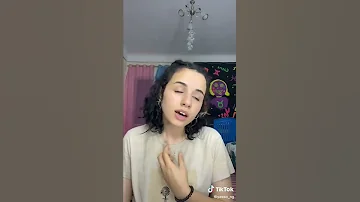 Shorts يمكن ده مش مكاني 