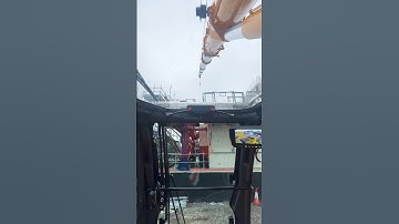 Crawler crane operator LTR🏗️ #liebherr #constructionequipment #liebherrcranes #crane #crawlercrane