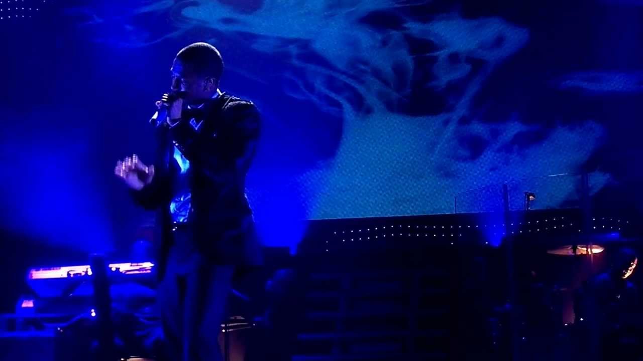 Trey Songz: singing INSIDE live Anticipation 2 last show Nashville Tn