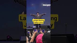 Download Lagu Juicy Luicy - Lampu Kuning (Live at Synchronize Fest 2024) MP3 Download Lagu Juicy Luicy - Lampu Kuning (Live at Synchronize Fest 2024) MP3