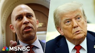 Download Lagu Hakeem Jeffries holds presser amid Speaker Johnson’s House shutdown amid Epstein drama MP3 Download Lagu Hakeem Jeffries holds presser amid Speaker Johnson’s House shutdown amid Epstein drama MP3