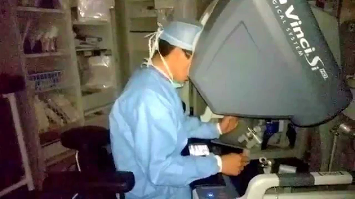 Robotic Surgery with Dr Mario del Pino