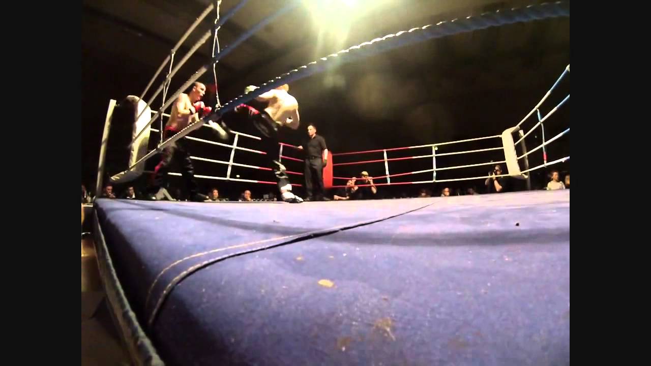 Lee Coles Vs Maciek Wasiuk (TFC Area Title)