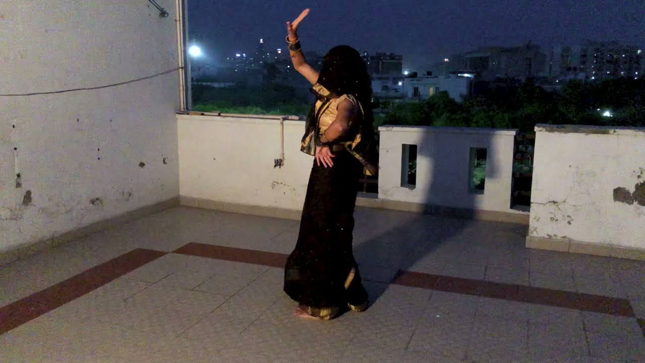 रेल में धक्के लागे से -Rail Me Dhakke Laage Se| New Bhabhi Dance 2021 | New Haryanvi Songs Haryanavi