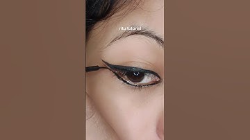 double wing eyeliner tutorial #doublewingeyeliner#wingedeyeliner #eyeliner #shortsfeed #shorts