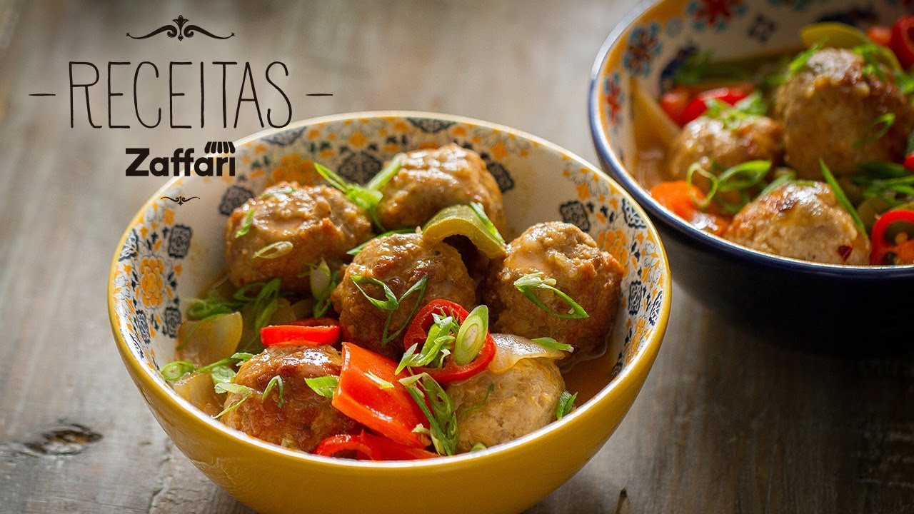 ALMÔNDEGAS DE CARNE DE PORCO COM MOLHO FILIPINO SWEET AND SOUR (DOCE E AZEDO) RECEITAS ZAFFARI