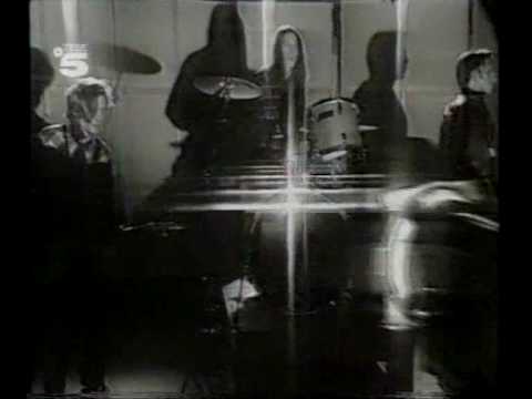 Montanablue — MONTANABLUE perform the song TRAINS on the RTL network in 1989