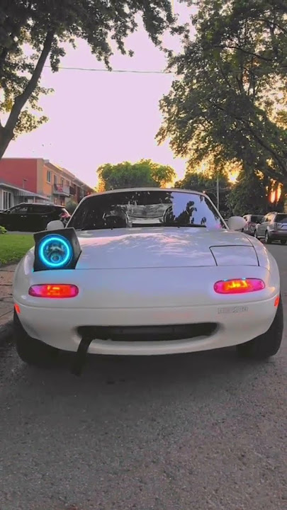 Mazda miata mx5 pop up headlights#mazda #miata #mx5 #viral #fyp #shorts