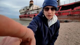 Заброшенный корабль в Мариуполе и мы как пираты Азовского моря