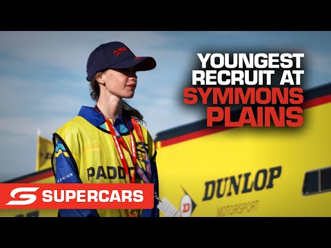 Volunteer Series: The youngest recruit at Symmons Plains | Supercars 2021