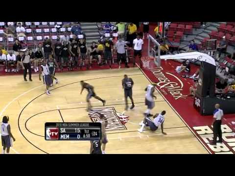 Tyler Wilkerson dunks over Hasheem Thabeet