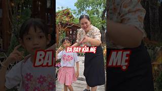 Ba bay kìa mẹ