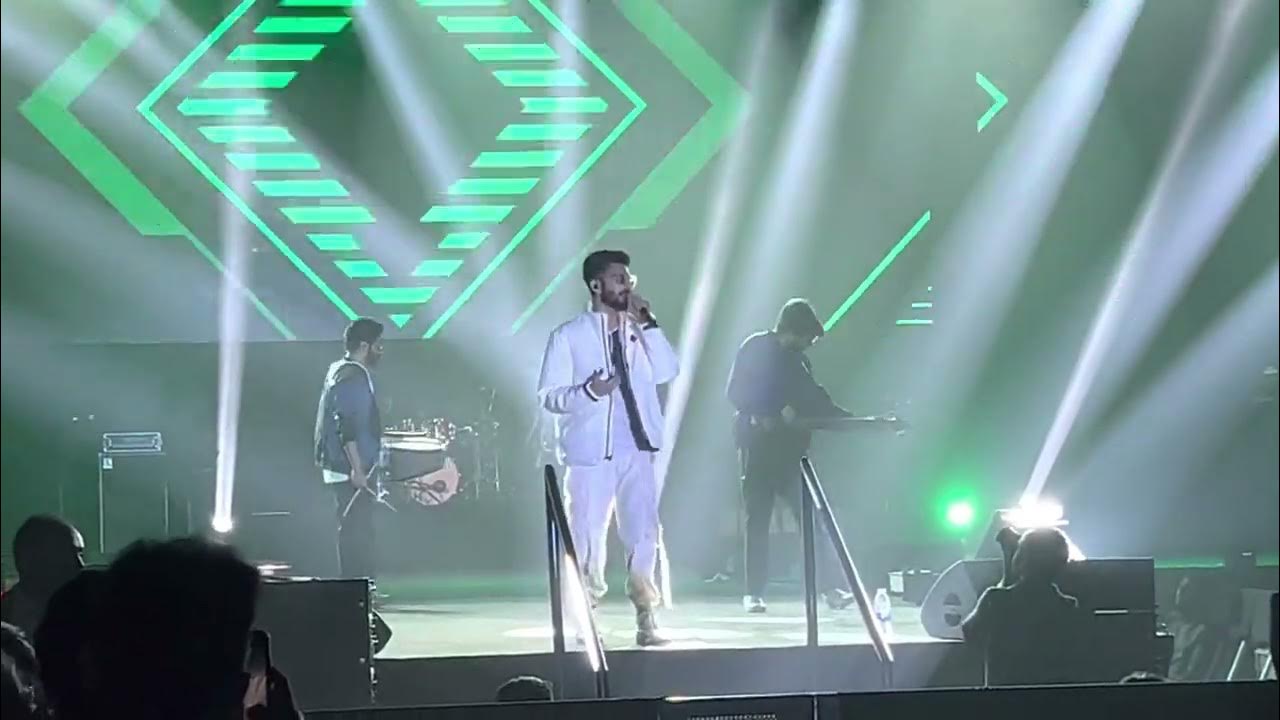 Anirudh Ravichander live concert Raghuvaran Btech Danush. YouTube