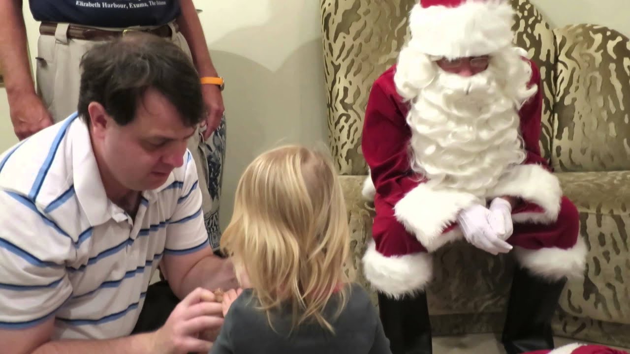 santa comes to visit