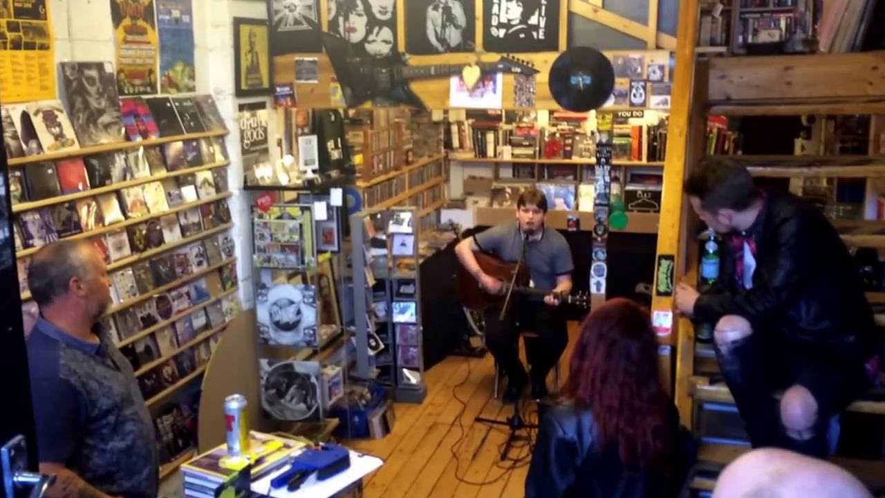 Down In Stones, Live At New hellfire club, Glasgow. Acoustic sessions.