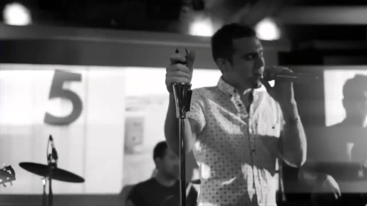 J90 Live, Bohemian Rhapsody in Reardens bar