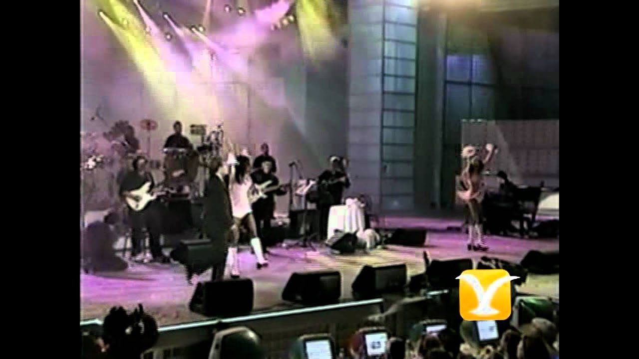 Cristian Castro, Lloran las rosas, Festival de Viña 2000