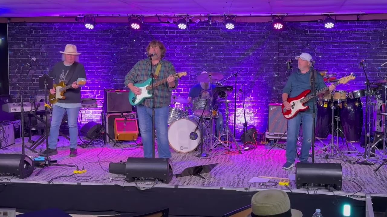 Troye Shanks & The Back Pages - Tonight I'll Be Staying Here With You (Bob Dylan cover)