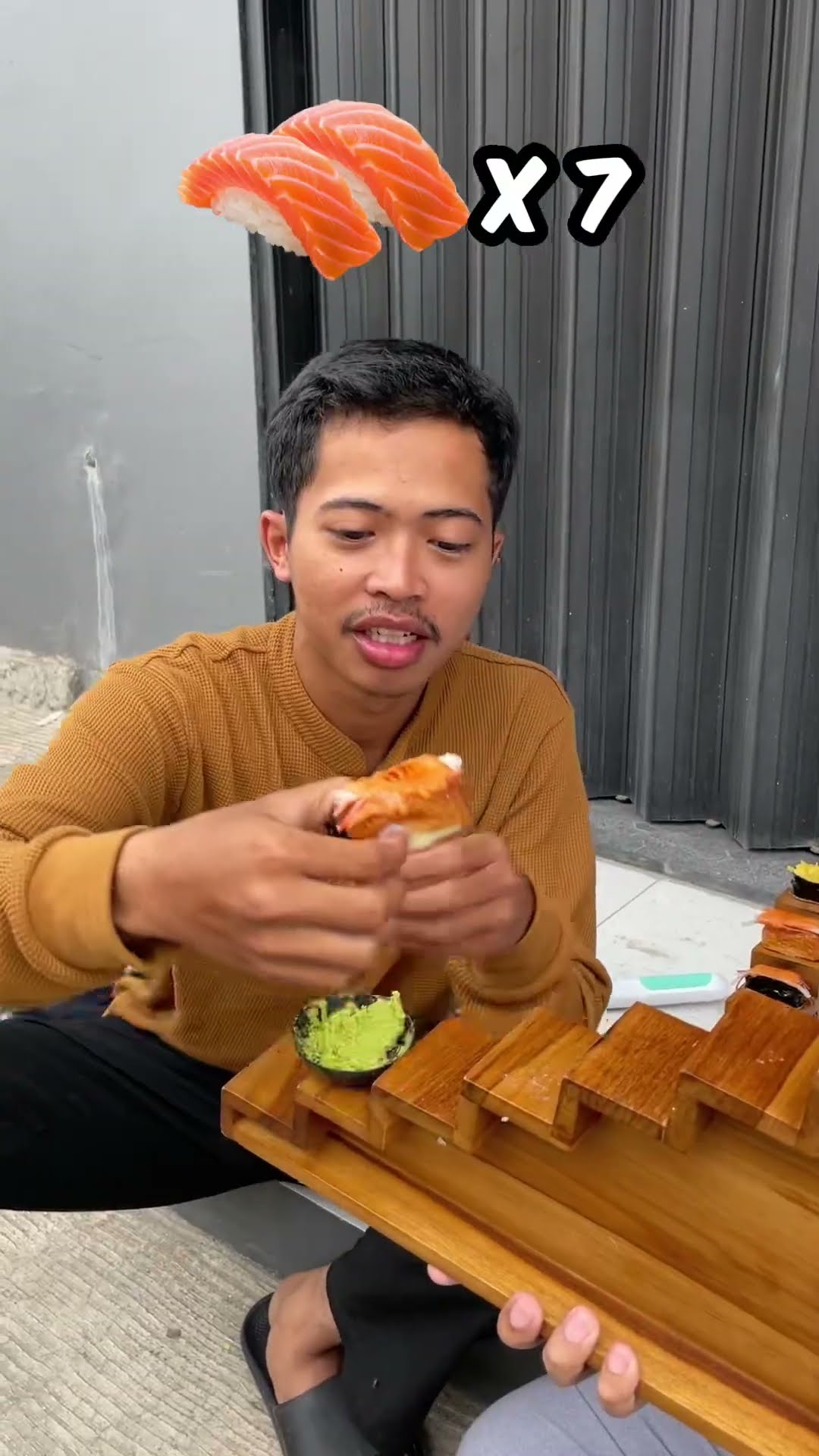 Makan 1 Sushi = Rp10.000
