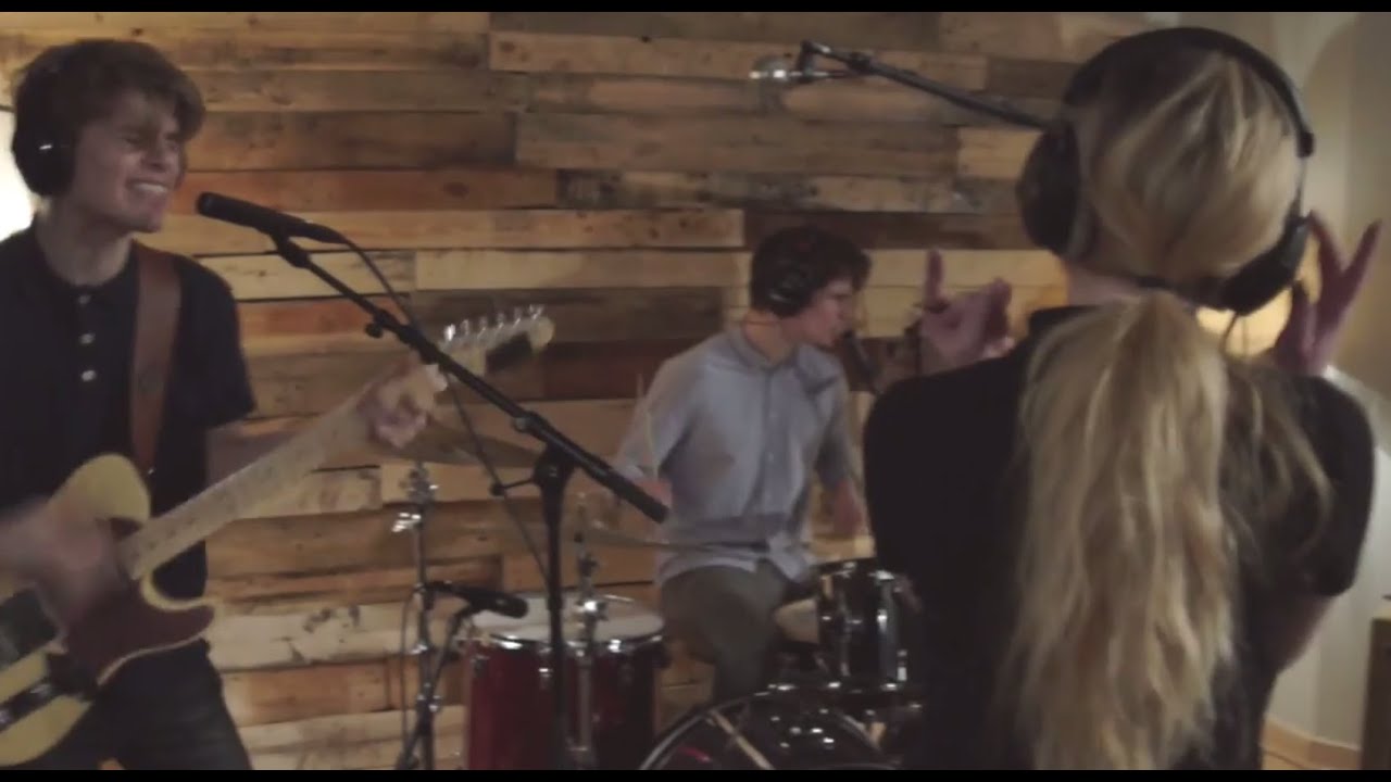 by:Larm & At The Loft Presents: Slutface