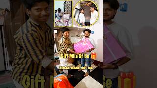 Girlfriends Se Mila gift 🥳 | Mini Vlog #shorts #minivlog #gift #girlfriend #minivlogs #shortsfeed
