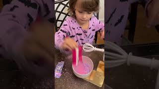 Cutest Slime Mixer! She wasn’t crazy with that pink powder😆 #thecjandljshow #slimekits #unboxing