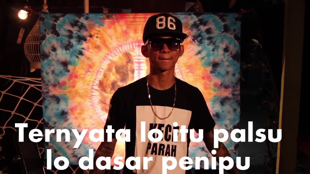 Young Lex ft AfroGie Teman Palsu VIDEO LYRIC - YouTube