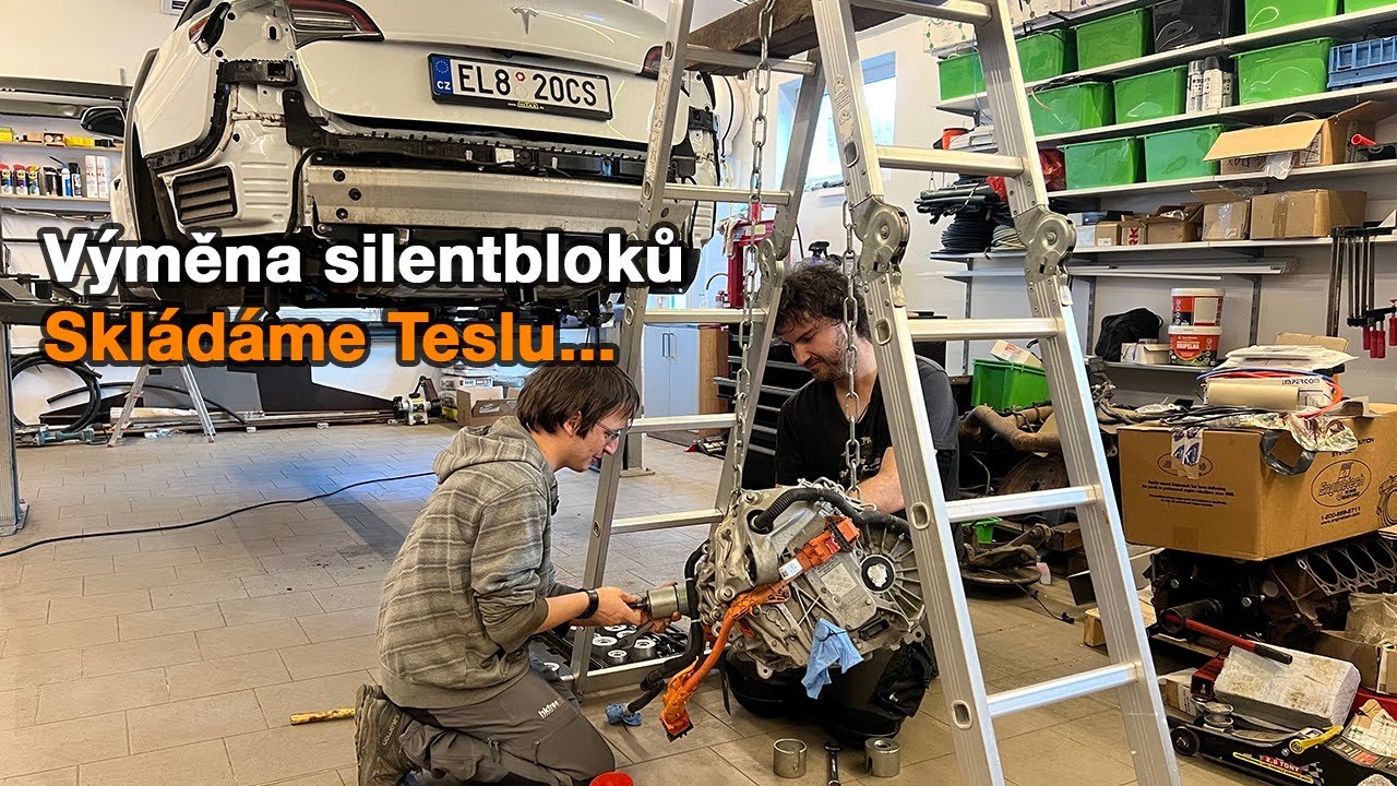 Motor venku a výměna silentbloků na Tesla Model 3