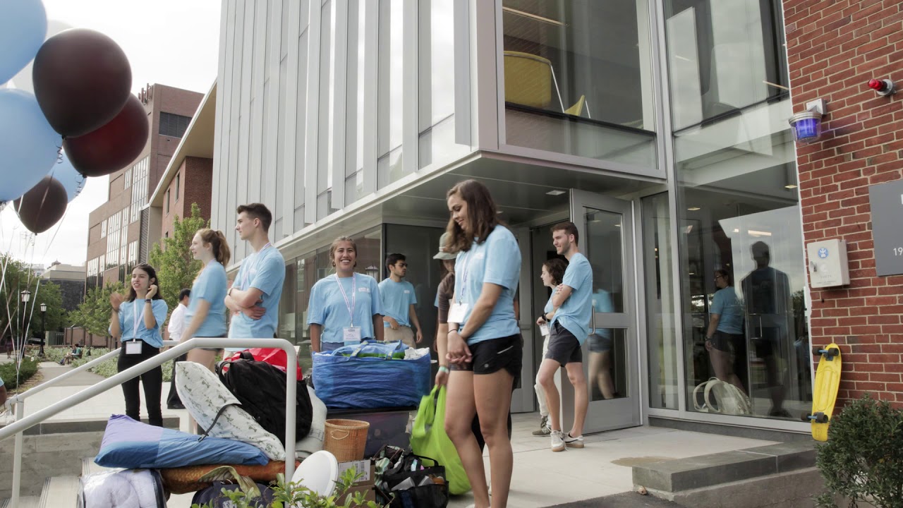 MoveIn Day for the Tufts Class of 2023! YouTube