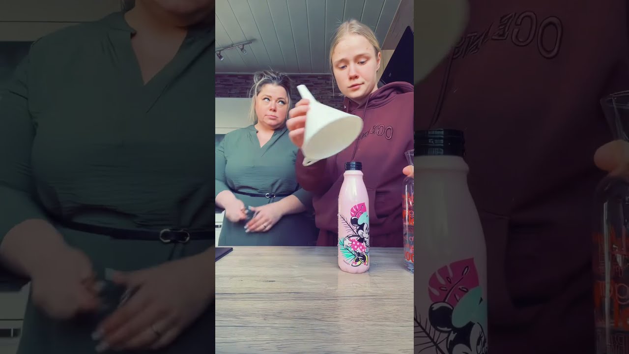 Daughter And Mom Funny Funnyvideo Fyp Foryou Scarecam Prsnk