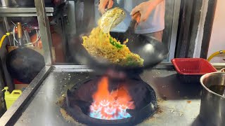 Delicious Street Stall Egg fried rice / 街头蛋炒饭 - Chinese Street Food