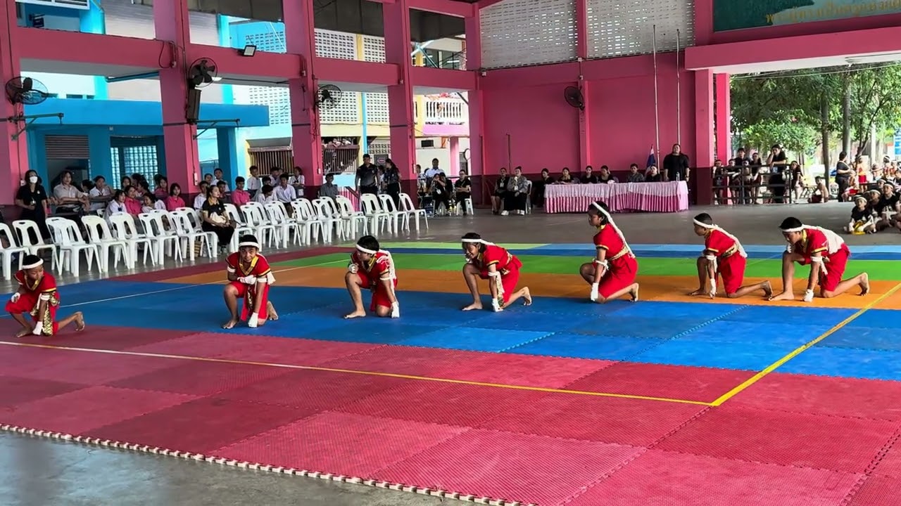 การแข่งขันศิลปหัตถกรรมครั้งที่ 73 ประเภทคีตะมวยไทย โรงเรียนเกล็ดแก้ว