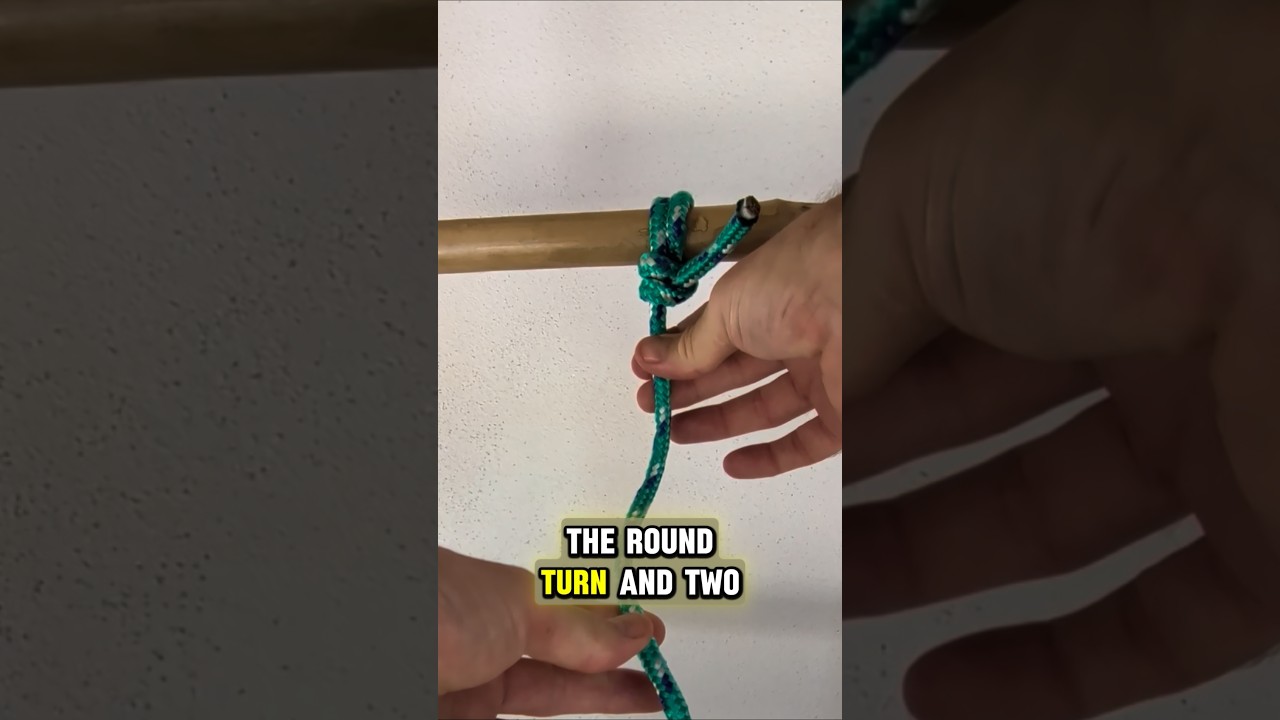 ⁣The Round Turn and Two Half Hitches Knot. How to Tie it.