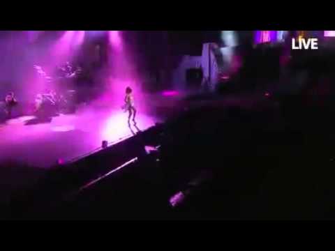Rihanna - Only Girl At Rock In Rio 2011.Wmv