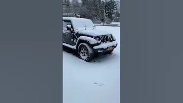 Snowstorm Jeep Wrangler 