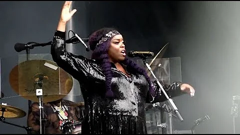 Yola crushes Elton John's "Goodbye Yellow Brick Ro...