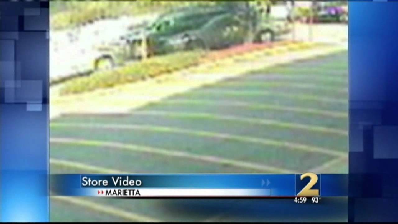 Mom Escapes Target Carjacking With Daughter YouTube