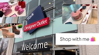 YORK DESIGNER OUTLET SHOP WITH ME WALK THROUGH AND WHATS THERE 🛍️