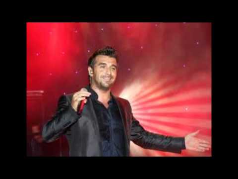 Thanos Petrelis- Xoreueis