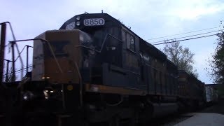 2 Ex Conrail SD40-2's on Q372 and FRA train W009
