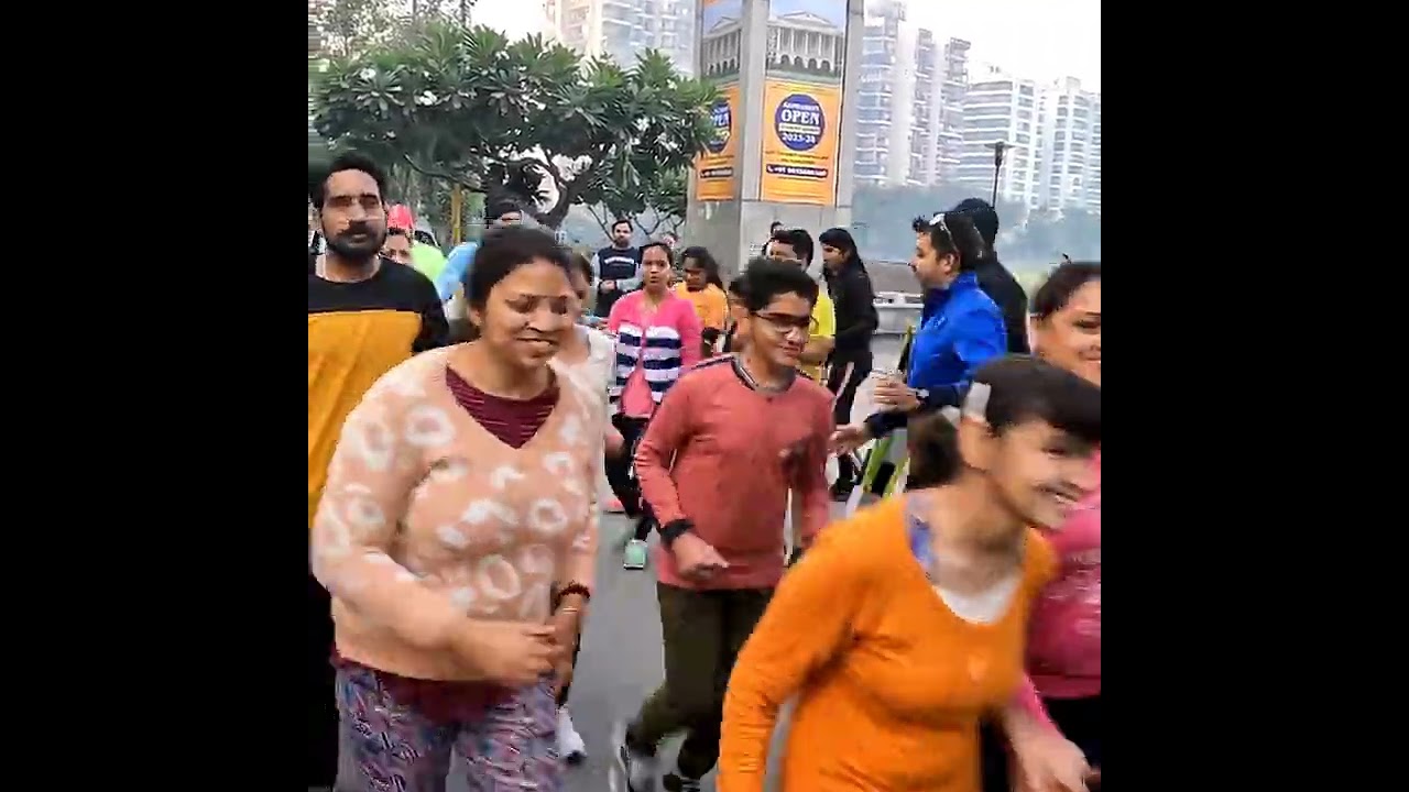 Noida Grand Marathon 7th Edition -  Promo Run at Crossing Republic with CRC - Crossing Runners Club