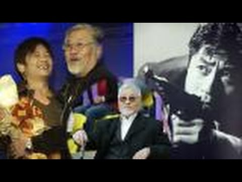 武打明星王俠病逝 王傑來不及見爸爸最後一面 - YouTube