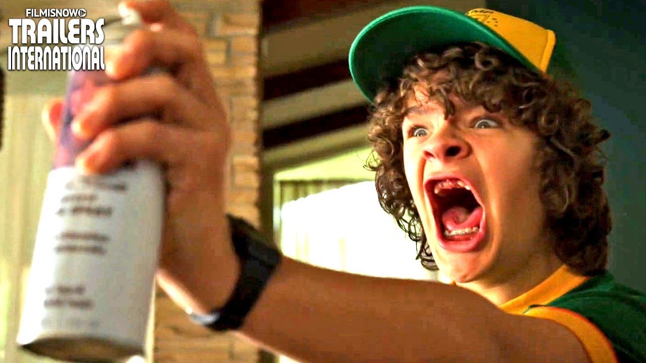 Stranger Things' esquenta os motores com trailer da terceira