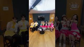 대기실 친구 「#RESCENE #리센느 등장☆ #엠카운트다운 #MCOUNTDOWN #대친소 #대기실친구를소개합니다 #MnetPlus